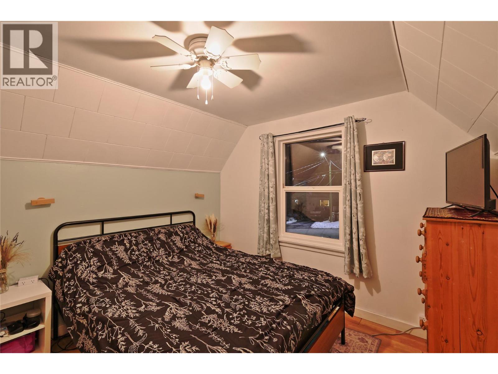 709 5th Avenue, Kimberley, British Columbia V1A 2T3 - Photo 13 - 10380012