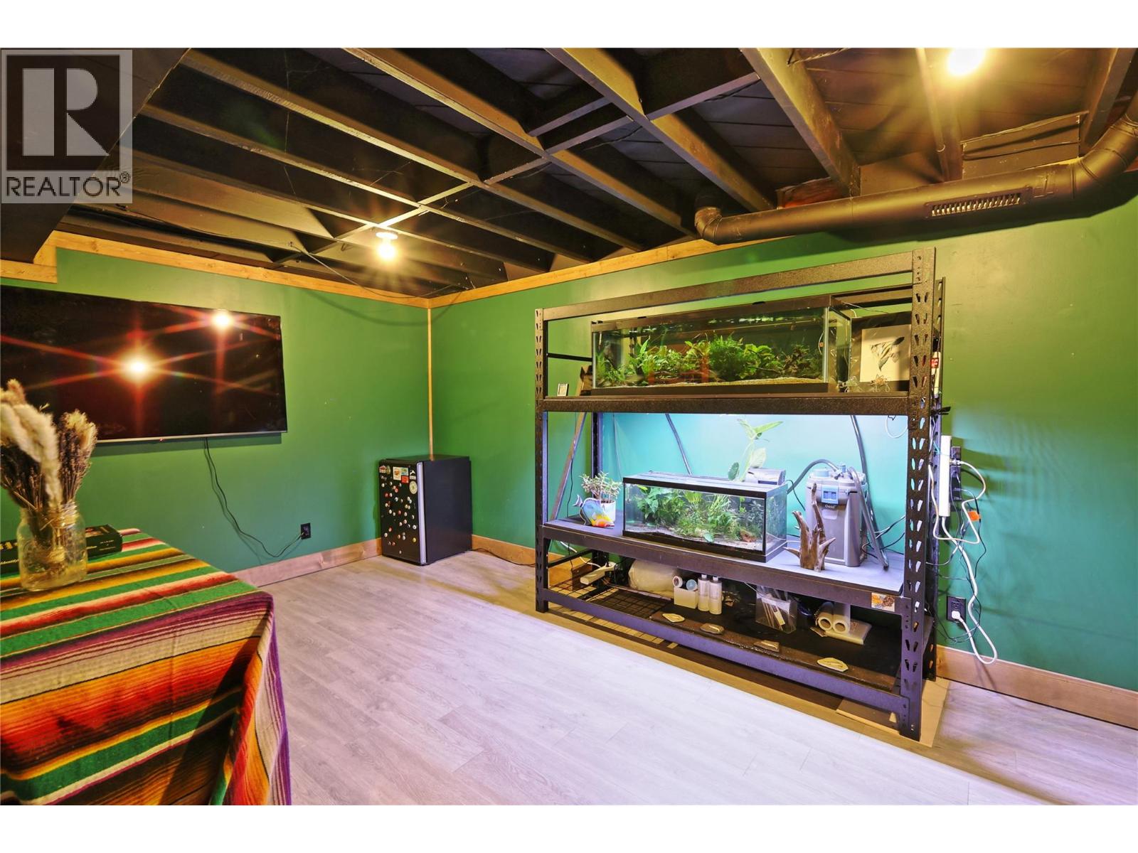 709 5th Avenue, Kimberley, British Columbia V1A 2T3 - Photo 17 - 10380012