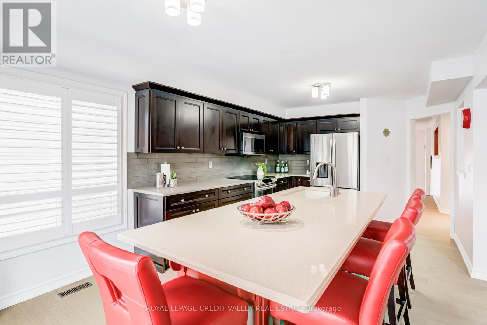 1193 Knight Trail, Milton, Ontario  L9T 5R9 - Photo 12 - W12899064