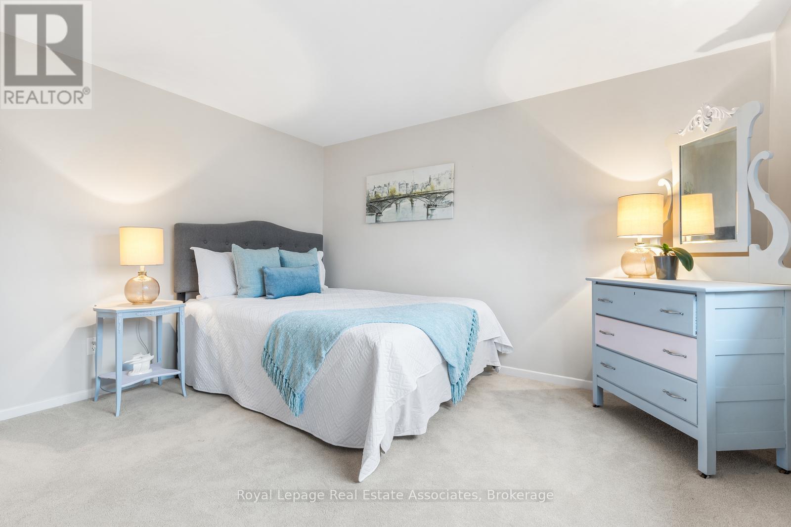 3374 Tallmast Crescent, Mississauga, Ontario  L5L 1H5 - Photo 29 - W12899062