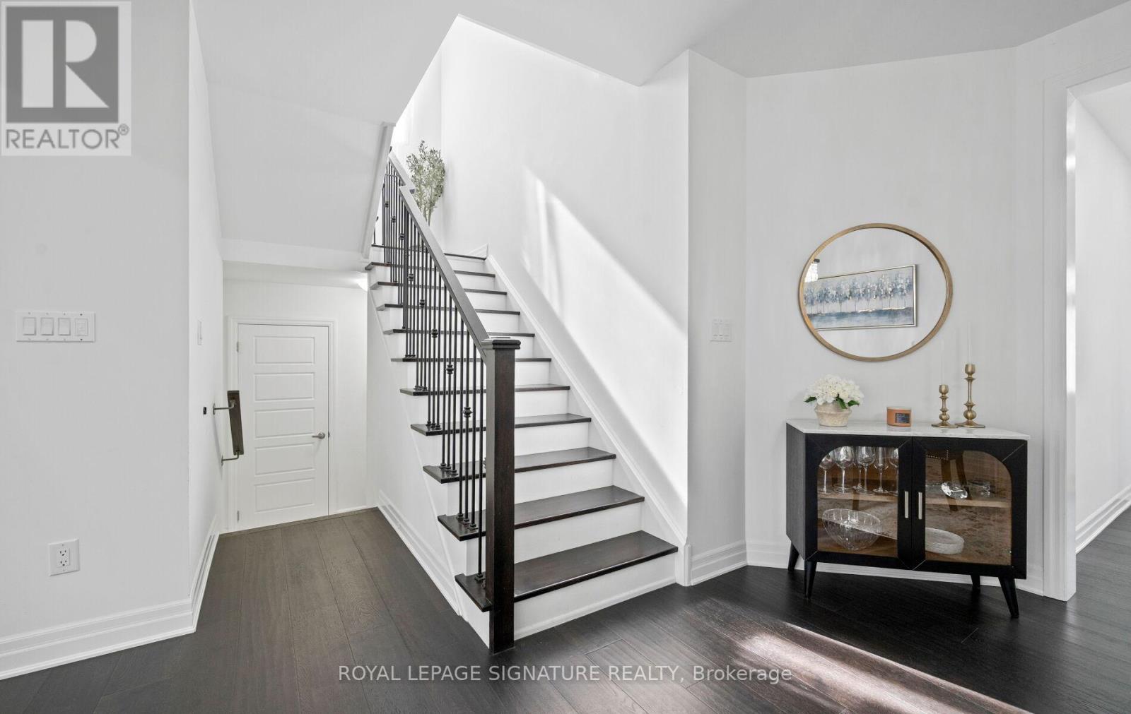 474 Violet Gate, Milton, Ontario  L9E 1X6 - Photo 15 - W12899092