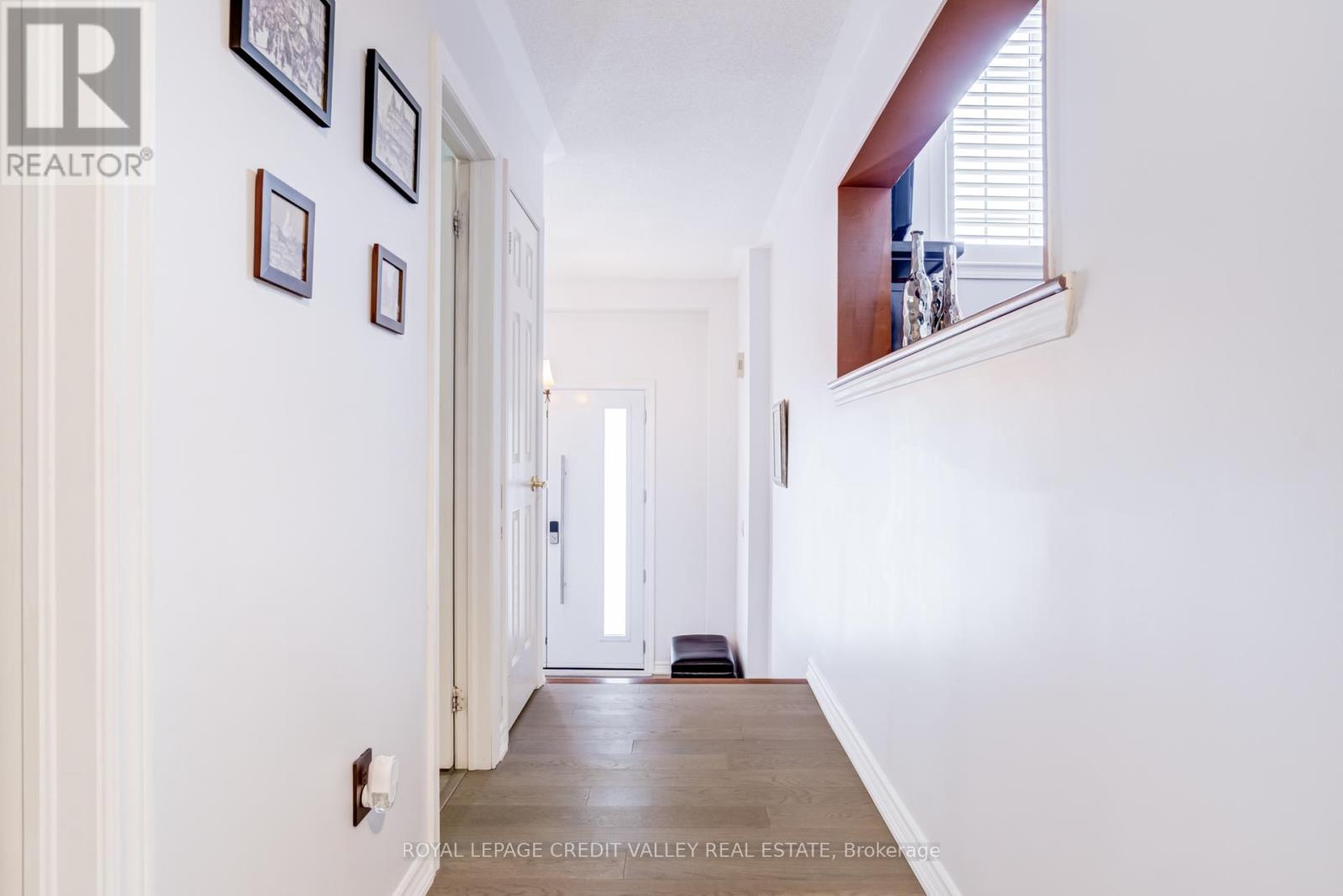 1193 Knight Trail, Milton, Ontario  L9T 5R9 - Photo 7 - W12899064