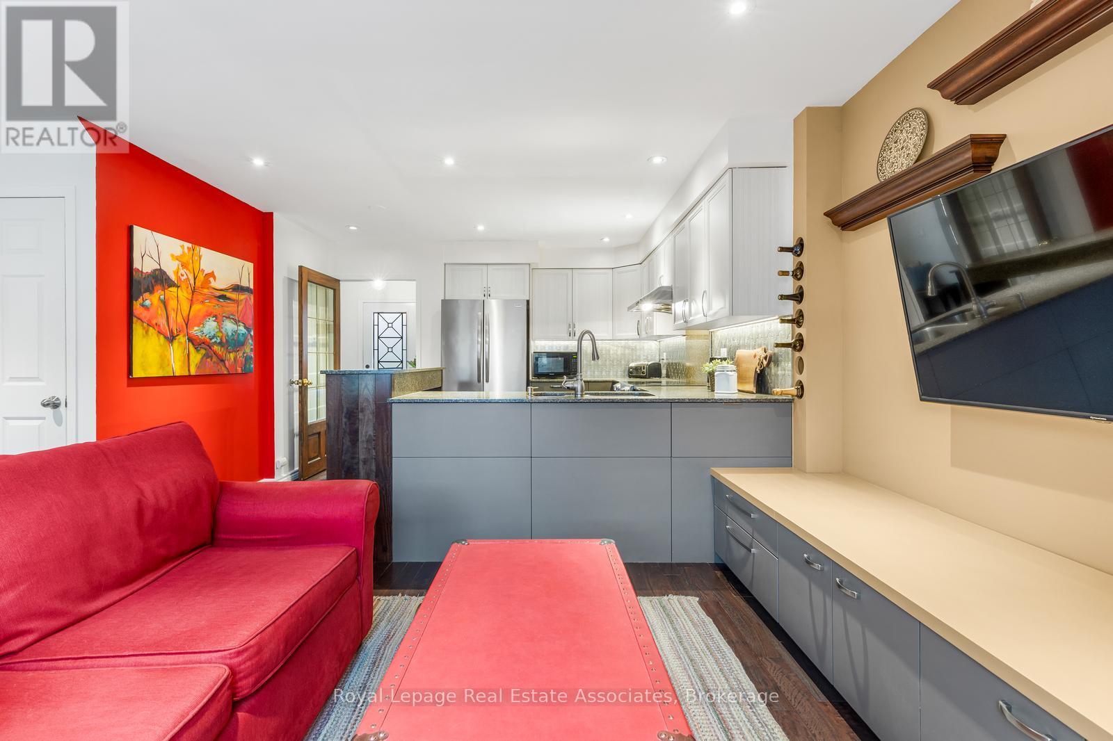 3374 Tallmast Crescent, Mississauga, Ontario  L5L 1H5 - Photo 15 - W12899062