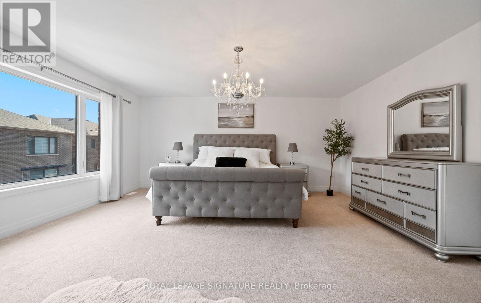 474 Violet Gate, Milton, Ontario  L9E 1X6 - Photo 17 - W12899092