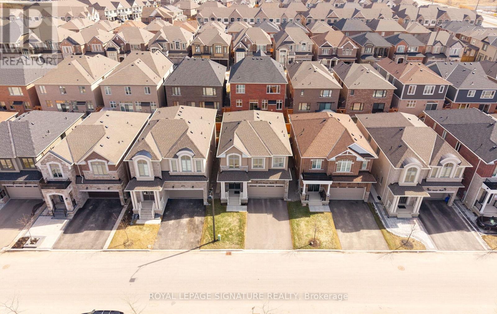 474 Violet Gate, Milton, Ontario  L9E 1X6 - Photo 2 - W12899092