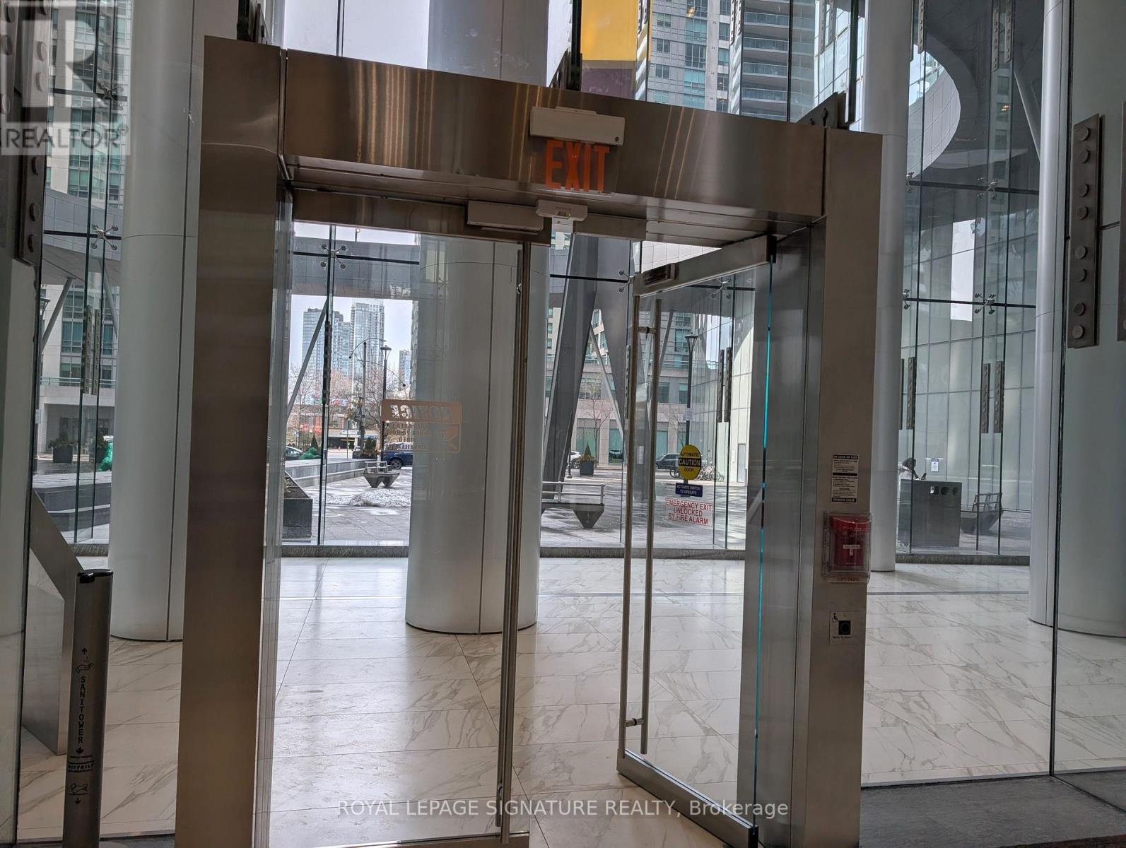 4410 - 14 York Street, Toronto, Ontario  M5J 0B1 - Photo 2 - C12898990