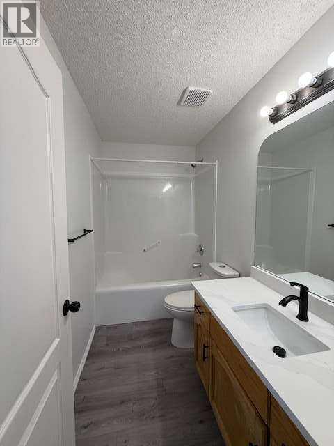42 Somerside Place Sw, Calgary, Alberta T2Y 3V3 - Photo 22 - A2274942