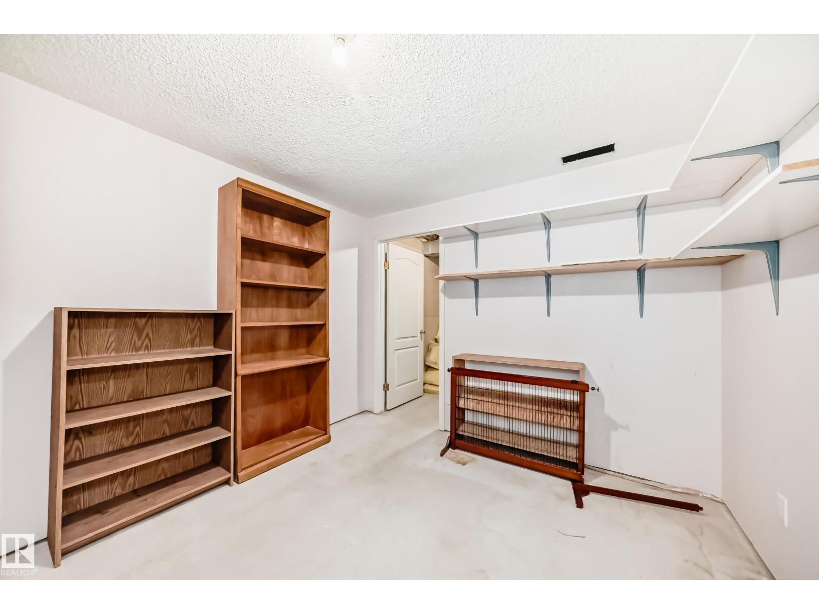 170 Blackburn Dr W Sw, Edmonton, Alberta  T6W 1B6 - Photo 44 - E4477505