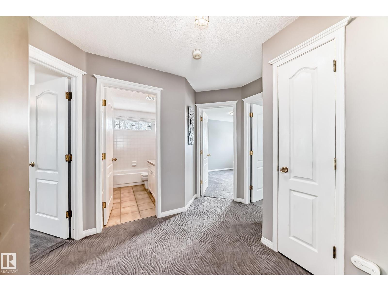 170 Blackburn Dr W Sw, Edmonton, Alberta  T6W 1B6 - Photo 35 - E4477505