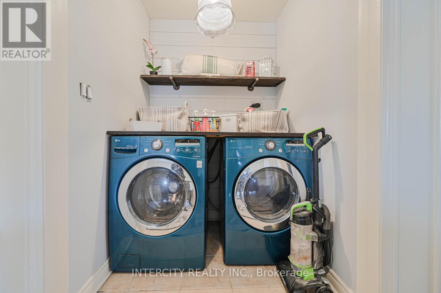 49 Mccardy Court, Caledon, Ontario  L7C 3W9 - Photo 24 - W12900664