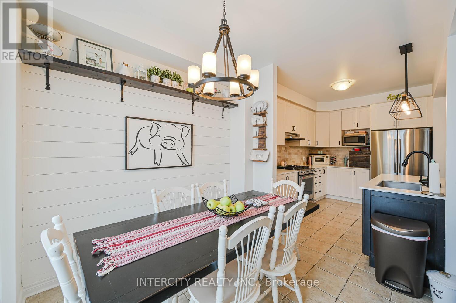 49 Mccardy Court, Caledon, Ontario  L7C 3W9 - Photo 12 - W12900664