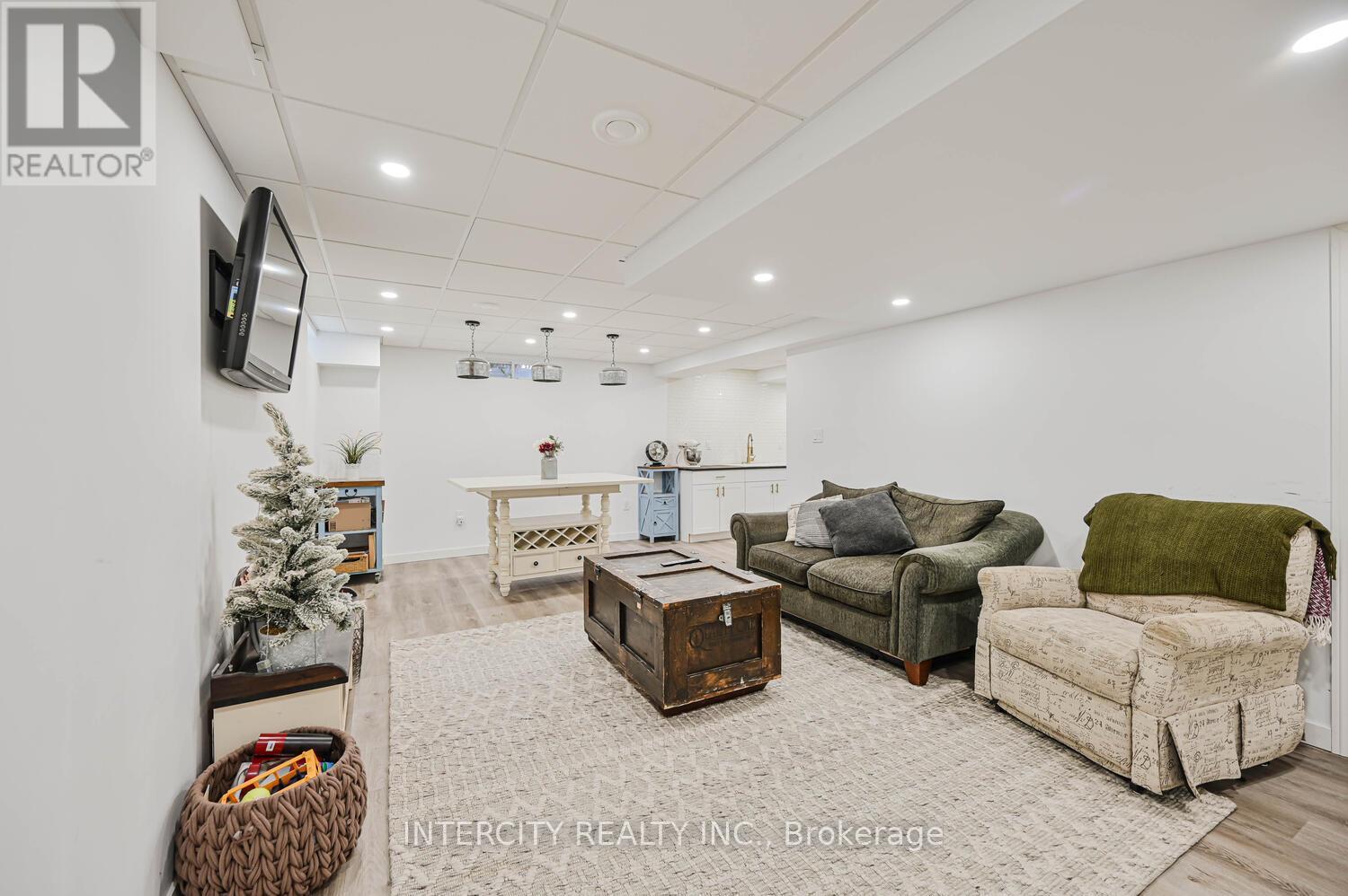 49 Mccardy Court, Caledon, Ontario  L7C 3W9 - Photo 42 - W12900664