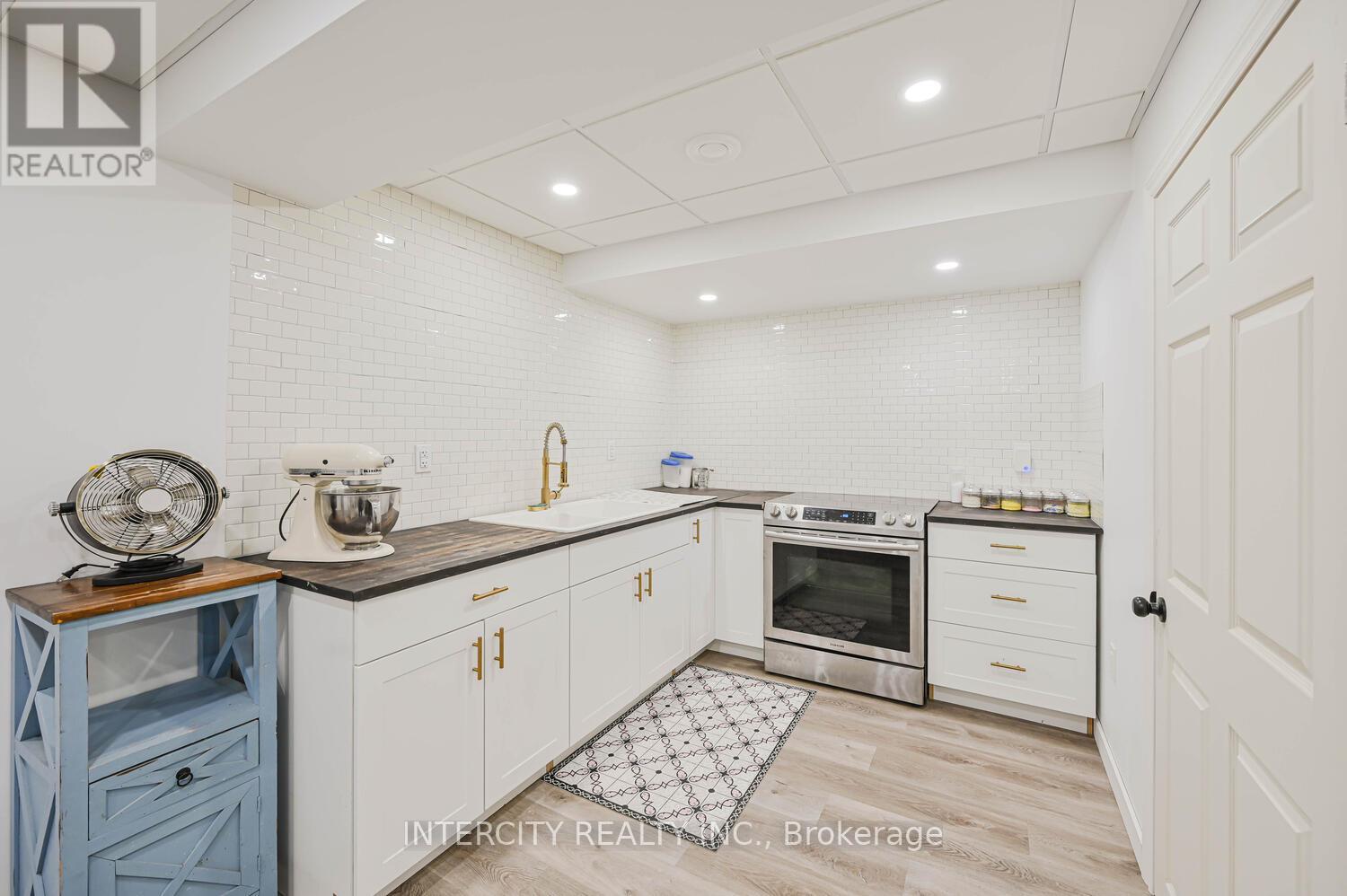 49 Mccardy Court, Caledon, Ontario  L7C 3W9 - Photo 45 - W12900664