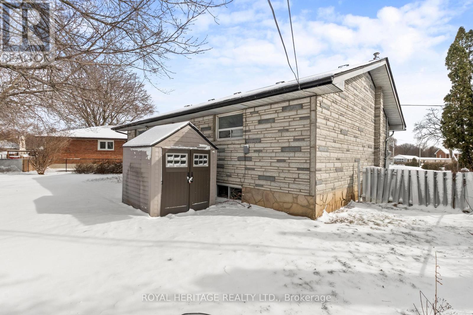 26 Kitson Drive, Toronto, Ontario  M1M 3C8 - Photo 30 - E12901648