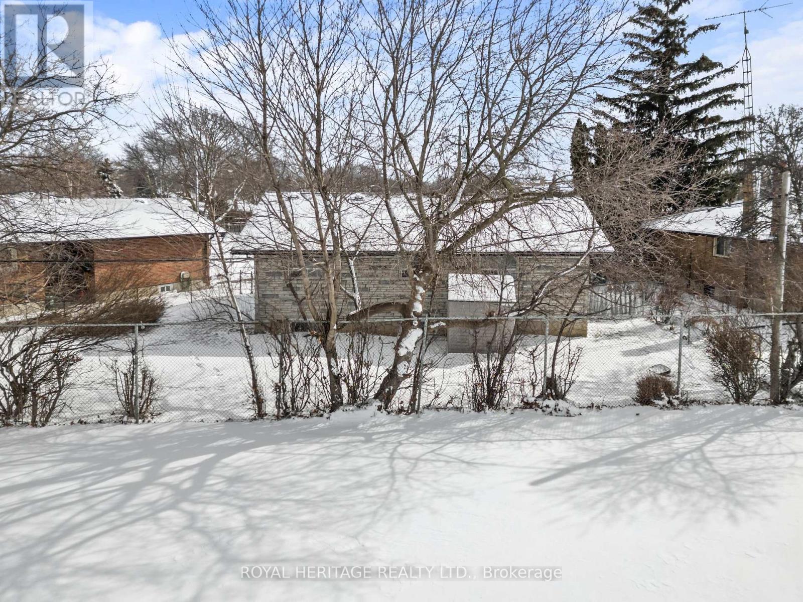 26 Kitson Drive, Toronto, Ontario  M1M 3C8 - Photo 32 - E12901648