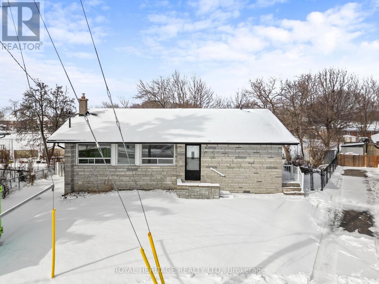 26 Kitson Drive, Toronto, Ontario  M1M 3C8 - Photo 4 - E12901648