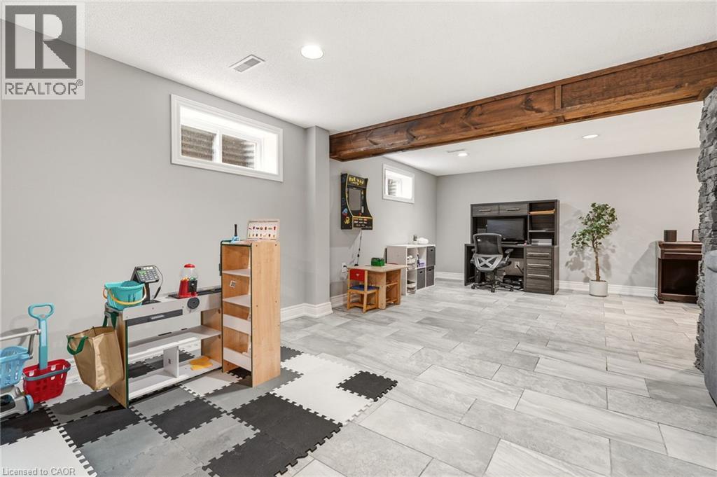 688 Mullin Way, Burlington, Ontario  L7L 4J7 - Photo 26 - 40811350