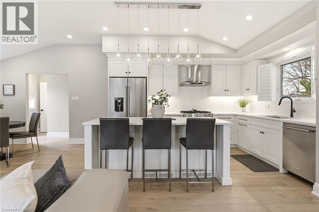 688 Mullin Way, Burlington, Ontario  L7L 4J7 - Photo 19 - 40811350