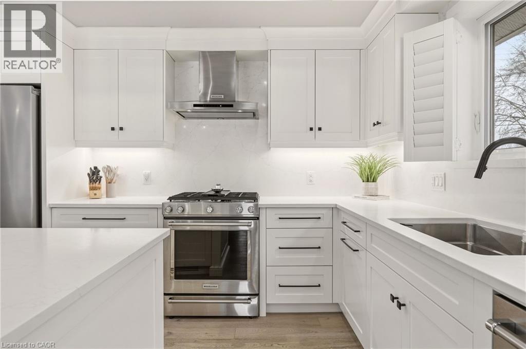 688 Mullin Way, Burlington, Ontario  L7L 4J7 - Photo 13 - 40811350