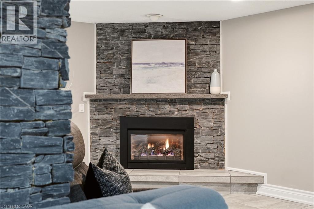 688 Mullin Way, Burlington, Ontario  L7L 4J7 - Photo 29 - 40811350