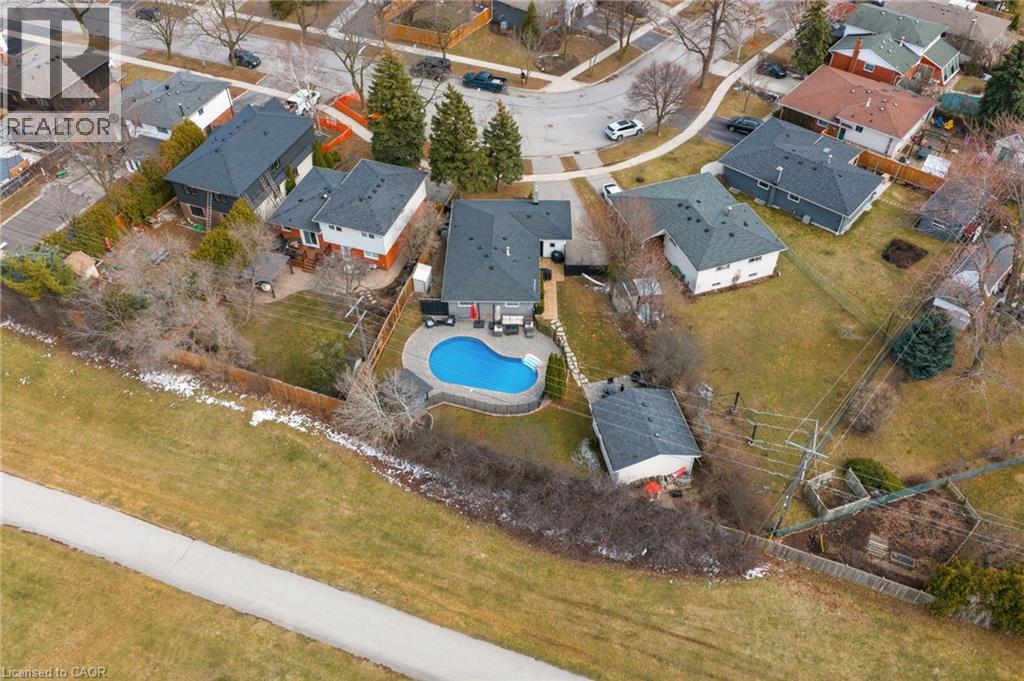 688 Mullin Way, Burlington, Ontario  L7L 4J7 - Photo 35 - 40811350