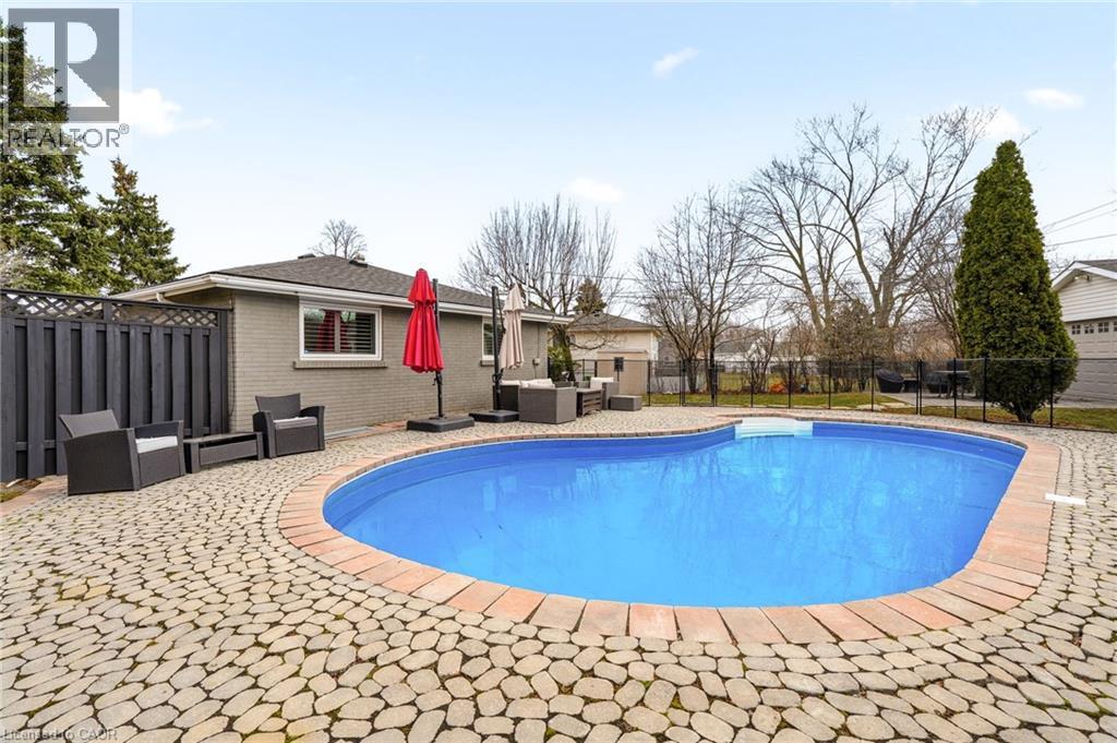 688 Mullin Way, Burlington, Ontario  L7L 4J7 - Photo 39 - 40811350