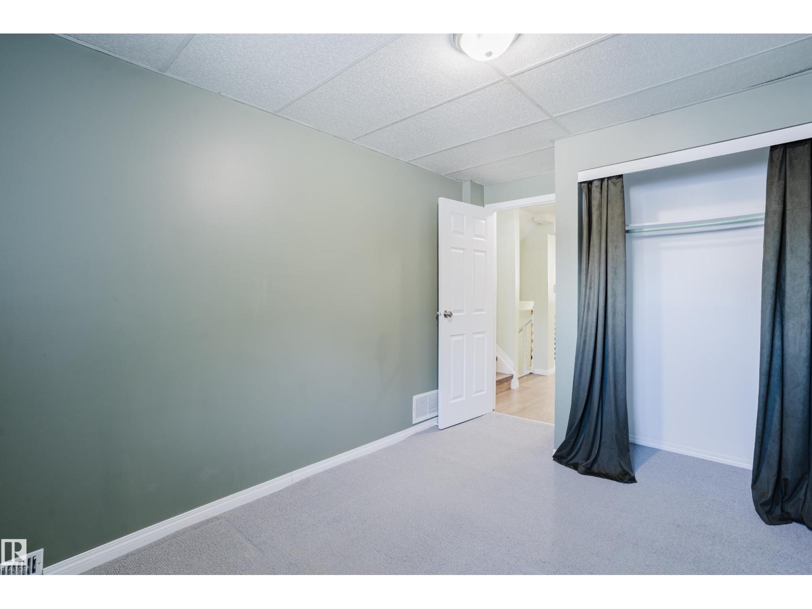 6 Kiniski Cr Nw, Edmonton, Alberta  T6L 5A9 - Photo 38 - E4475018