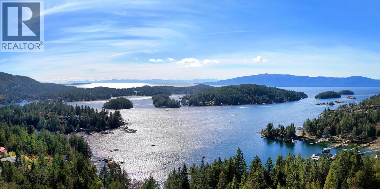 4862 HOTEL LAKE ROAD, Garden Bay, British Columbia