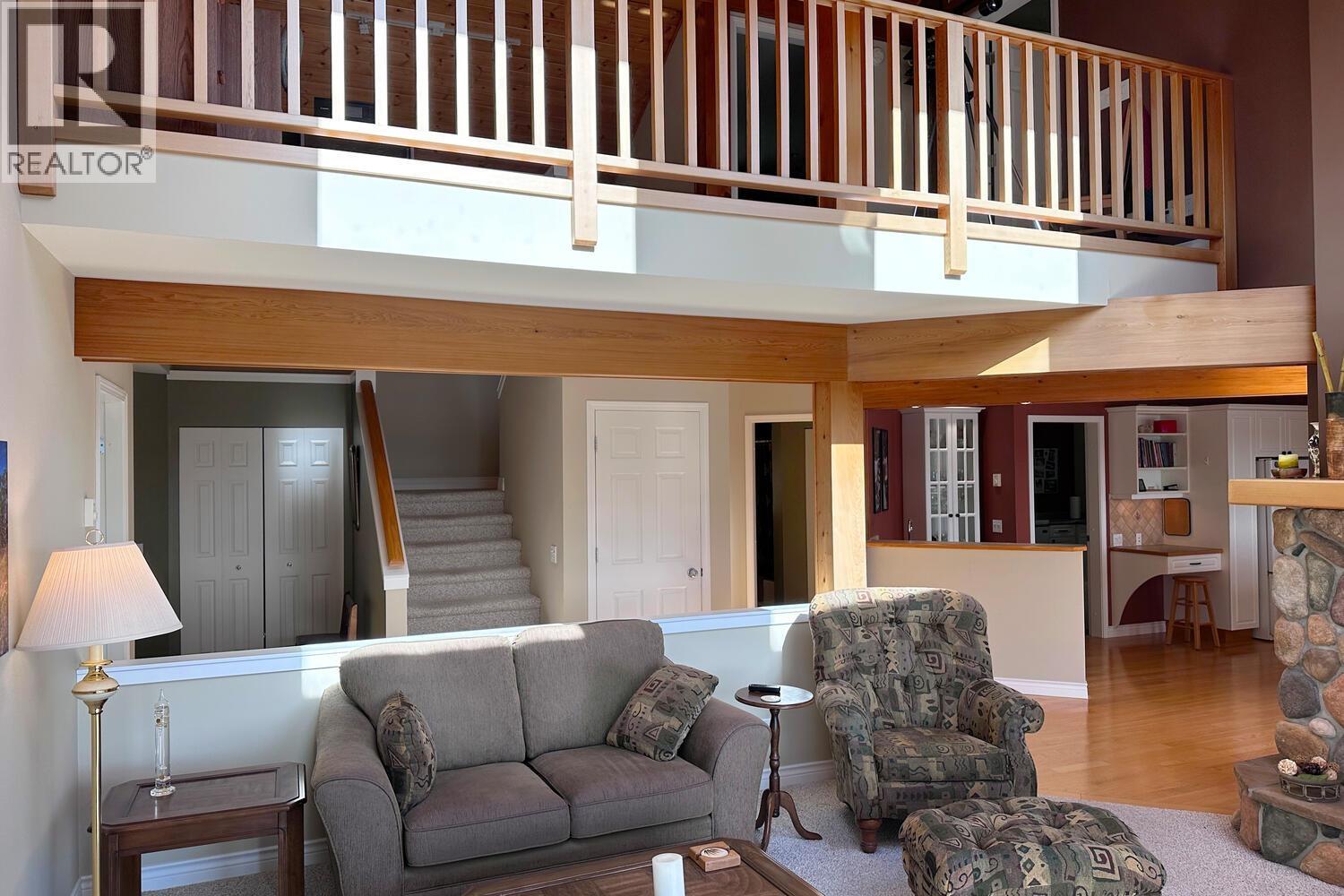 4862 Hotel Lake Road, Garden Bay, British Columbia  V0N 1S1 - Photo 7 - R3101719