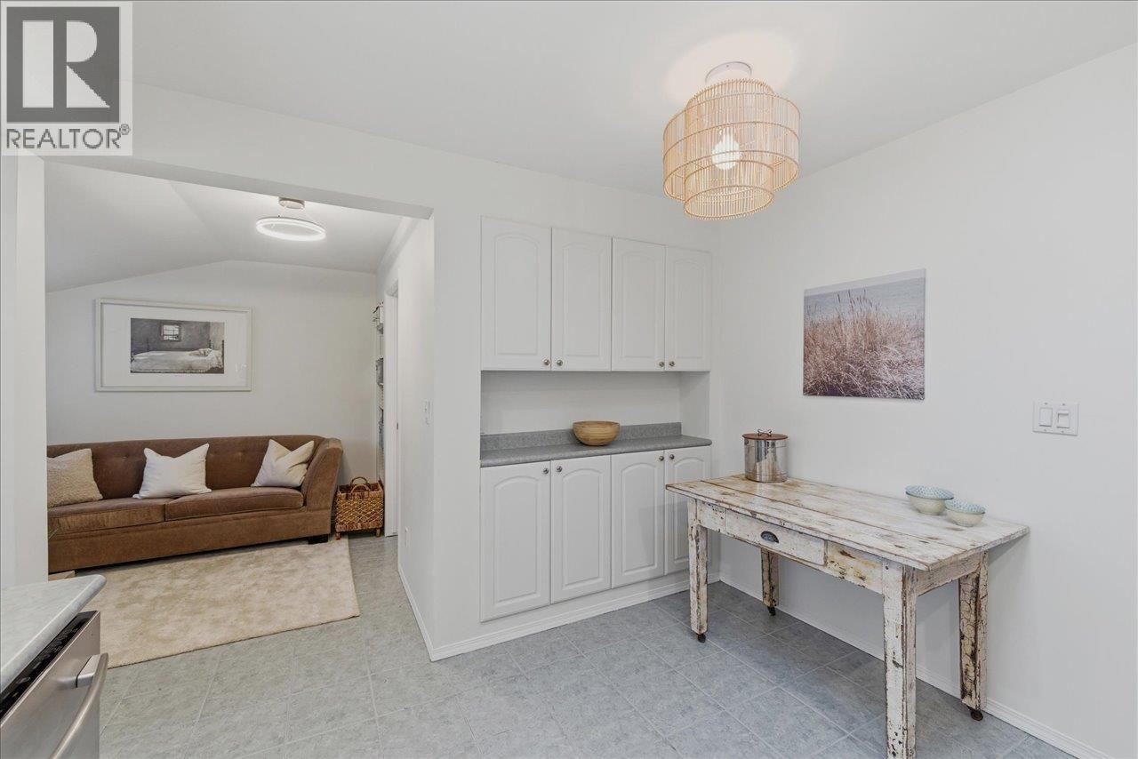 2232 W 14th Avenue, Vancouver, British Columbia  V6K 2W1 - Photo 13 - R3101722