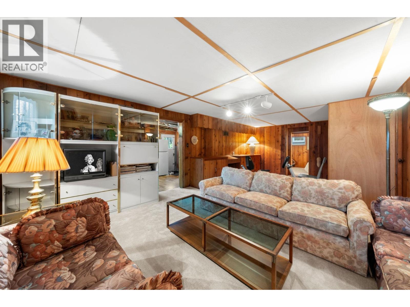 462 W 26th Street, North Vancouver, British Columbia  V7N 2G8 - Photo 25 - R3101725