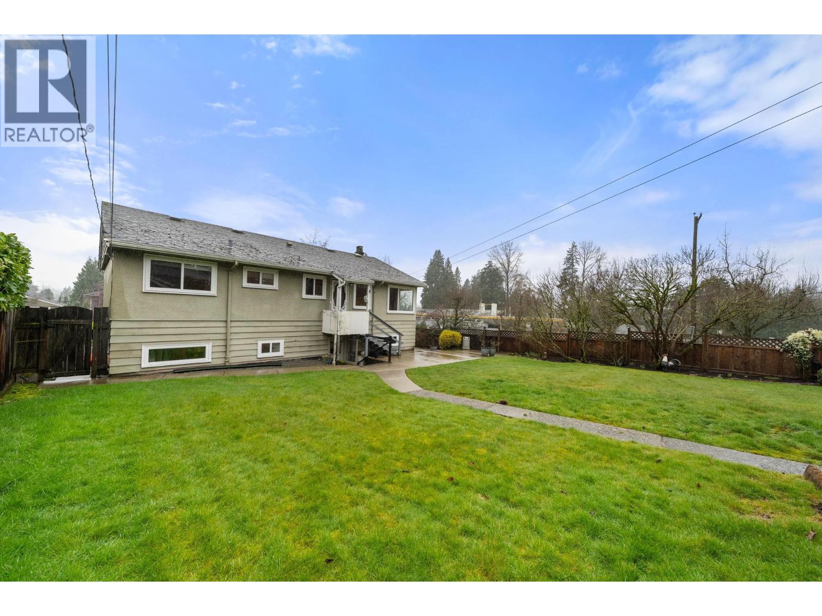 462 W 26th Street, North Vancouver, British Columbia  V7N 2G8 - Photo 34 - R3101725