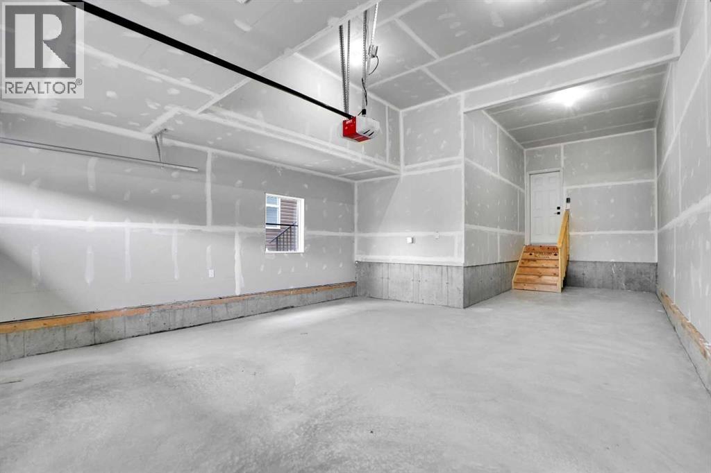 71 Homestead Circle Ne, Calgary, Alberta  T3J 5W1 - Photo 26 - A2293916