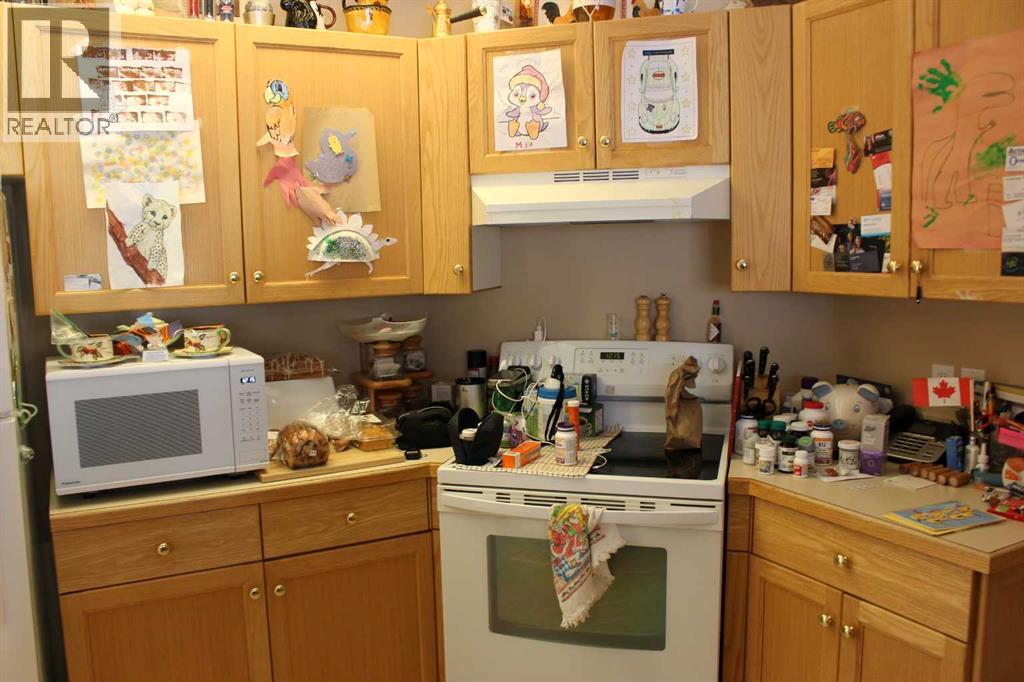 605 Maple Place, Picture Butte, Alberta  T0K 1V0 - Photo 9 - A2282245