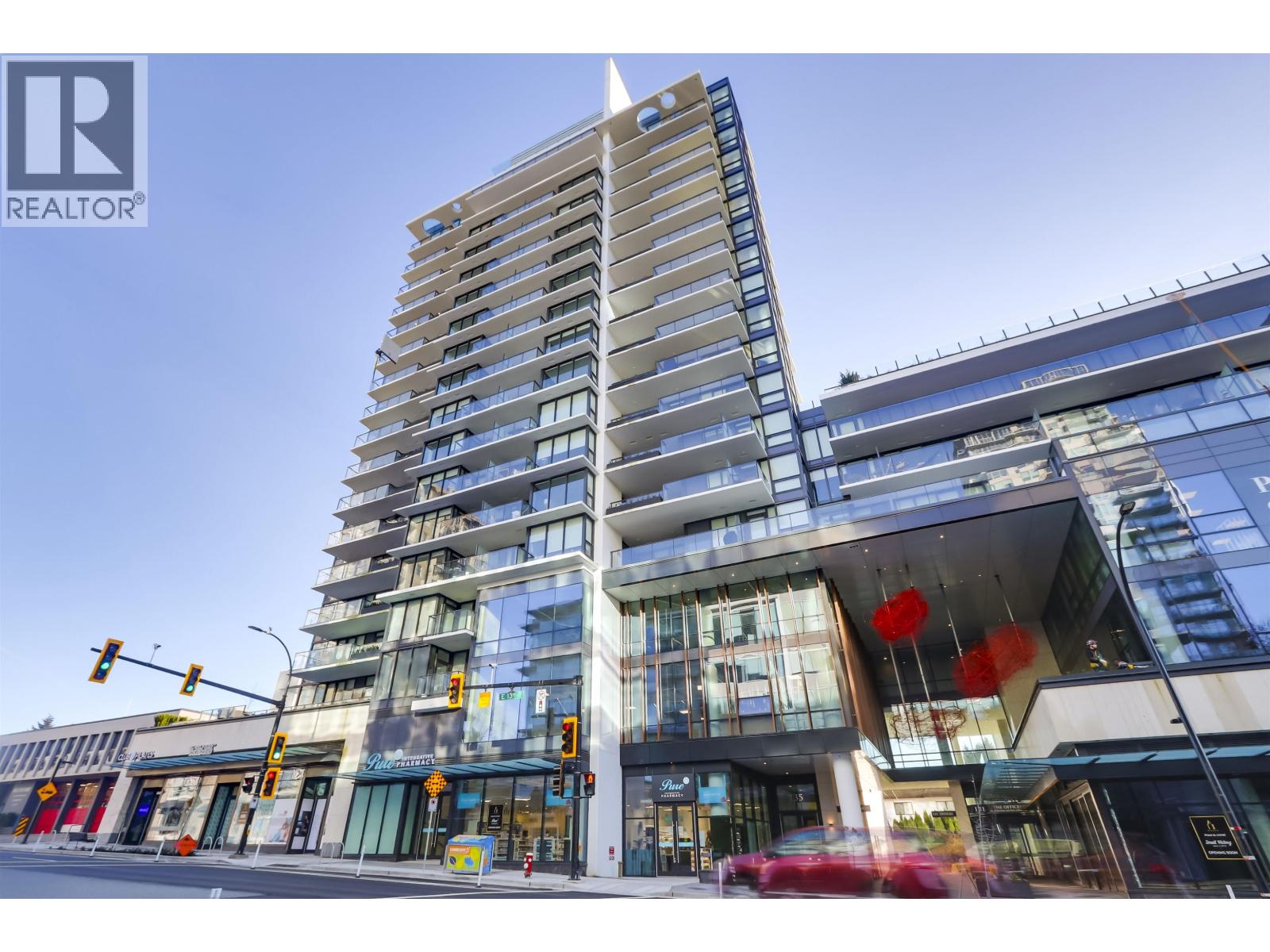 1309 135 E 13TH STREET, North Vancouver, British Columbia