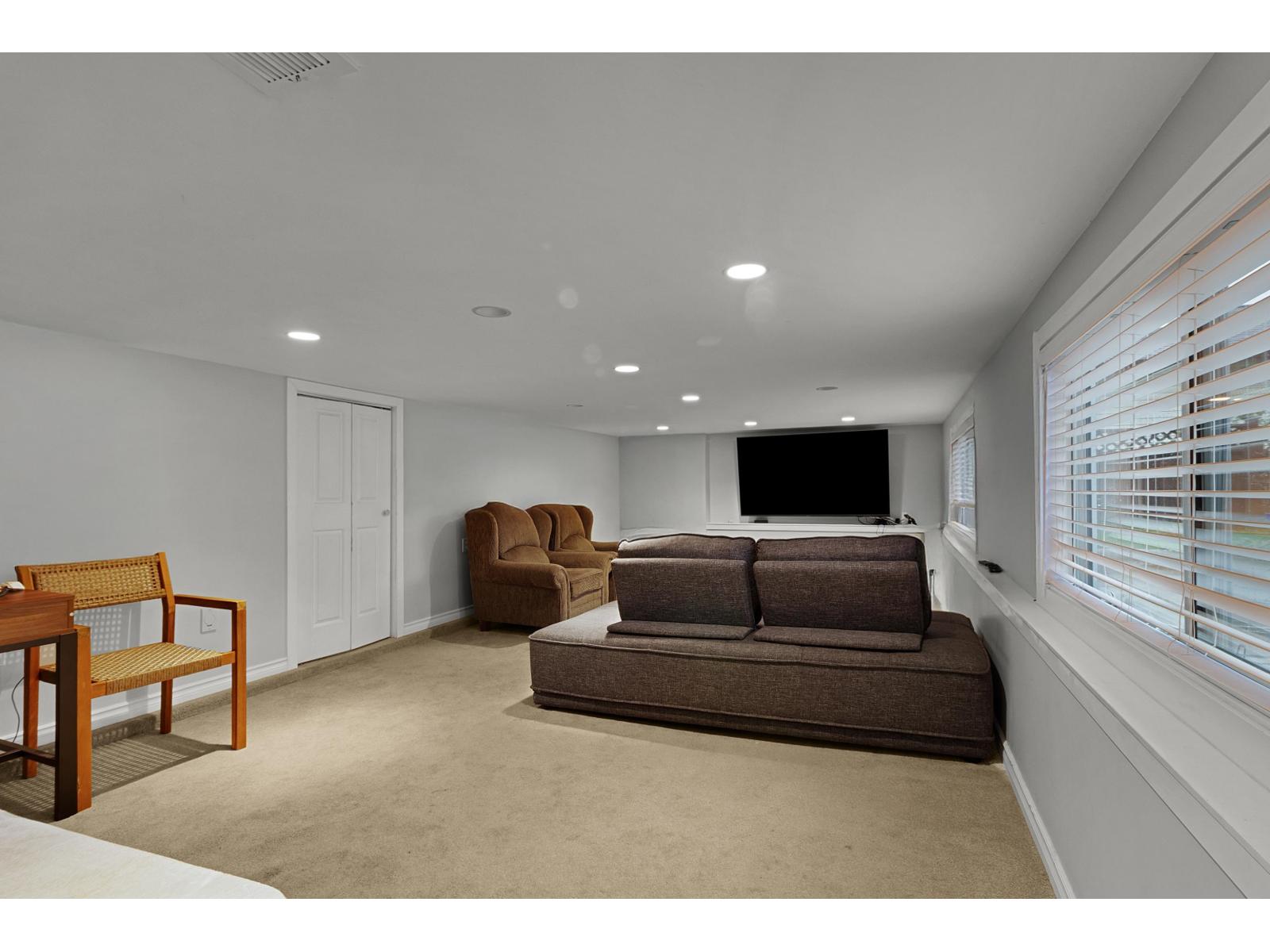 18166 54 Avenue, Surrey, British Columbia  V3S 7Z1 - Photo 14 - R3101052