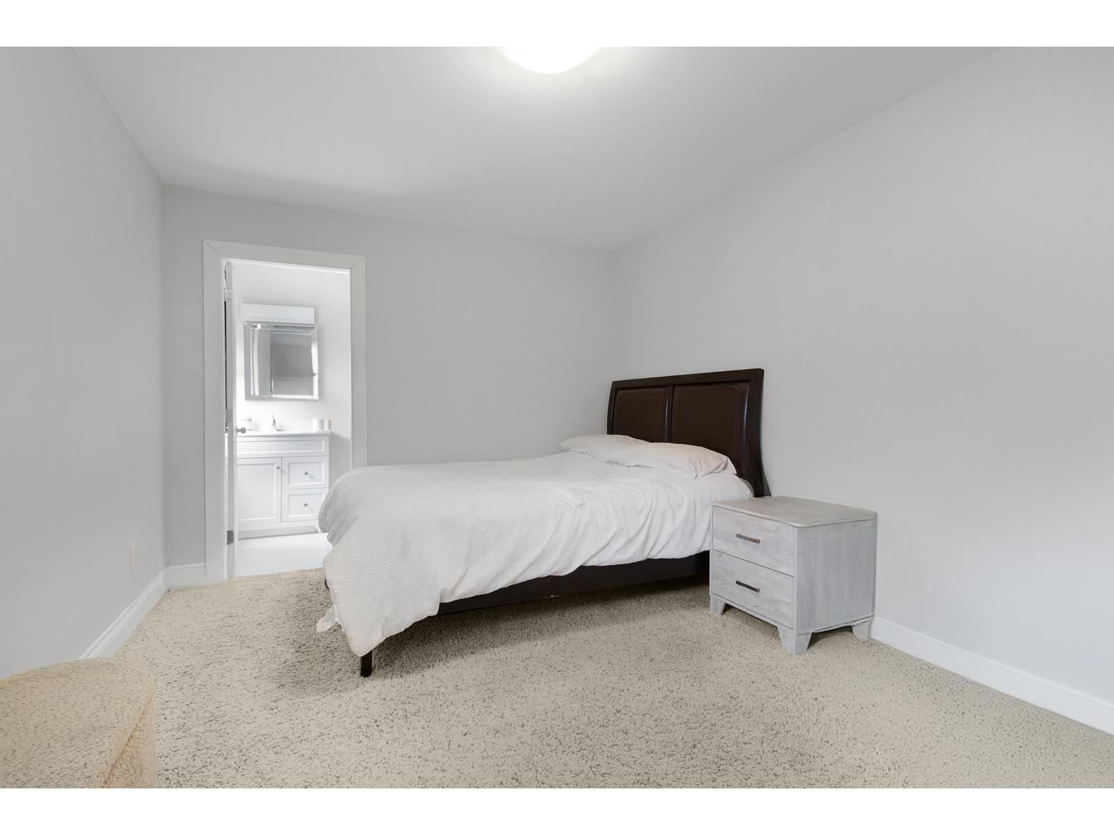 18166 54 Avenue, Surrey, British Columbia  V3S 7Z1 - Photo 21 - R3101052