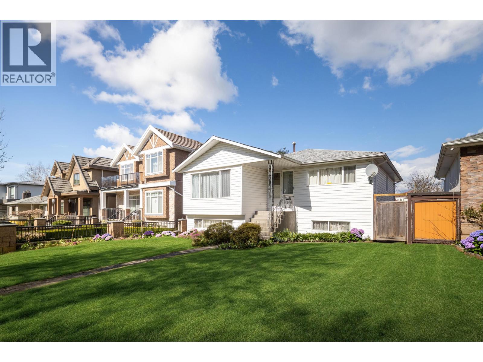 3571 E 46th Avenue, Vancouver, British Columbia  V5S 1B7 - Photo 2 - R3101699