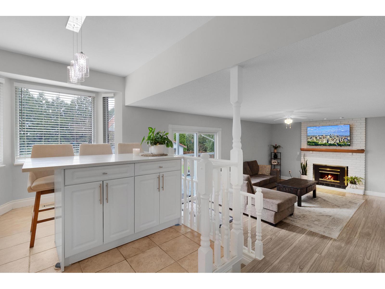 18166 54 Avenue, Surrey, British Columbia  V3S 7Z1 - Photo 9 - R3101052