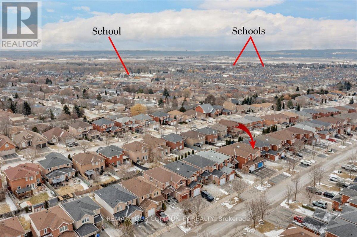 65 Smith Street, Bradford West Gwillimbury, Ontario  L3Z 3Z1 - Photo 43 - N12901146