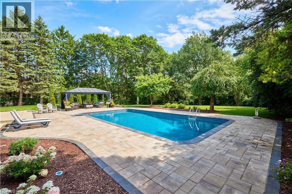 587 Manorwood Court, Waterloo, Ontario  N2K 3L7 - Photo 30 - 40811479