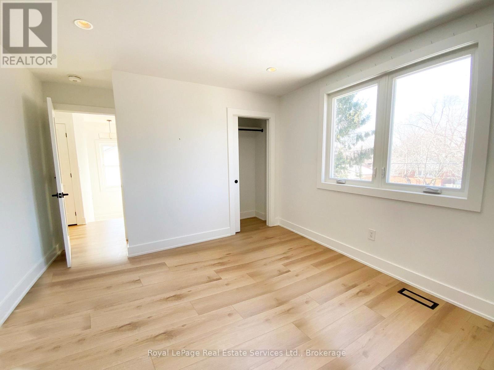 Main & Second Floor - 94 West 32nd Street, Hamilton, Ontario  L9C 5G9 - Photo 17 - X12901688