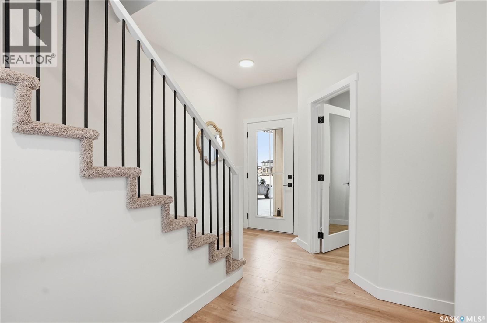 350 Katz Avenue, Saskatoon, Saskatchewan  S7V 1Y6 - Photo 4 - SK013991