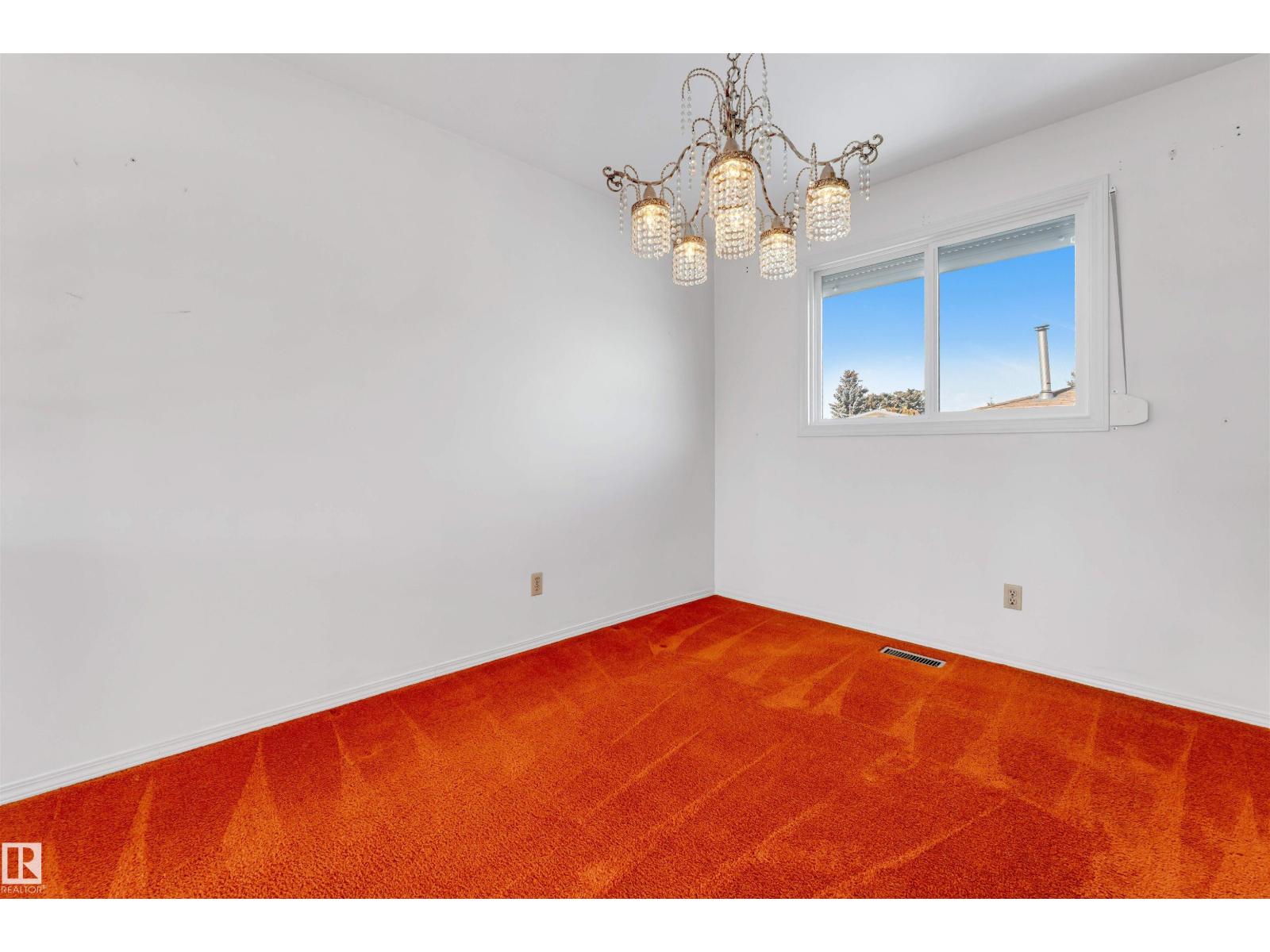 8716 137 Av Nw, Edmonton, Alberta  T5E 1Y4 - Photo 16 - E4476990