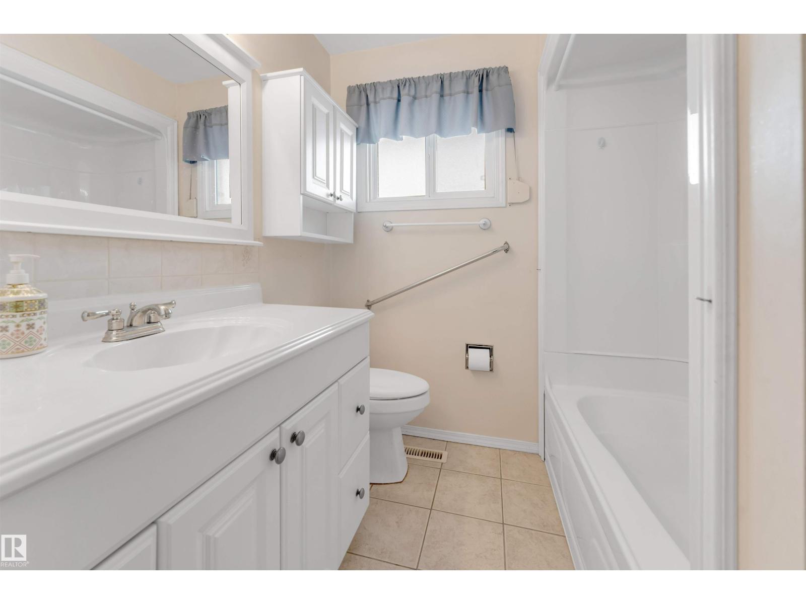 8716 137 Av Nw, Edmonton, Alberta  T5E 1Y4 - Photo 24 - E4476990