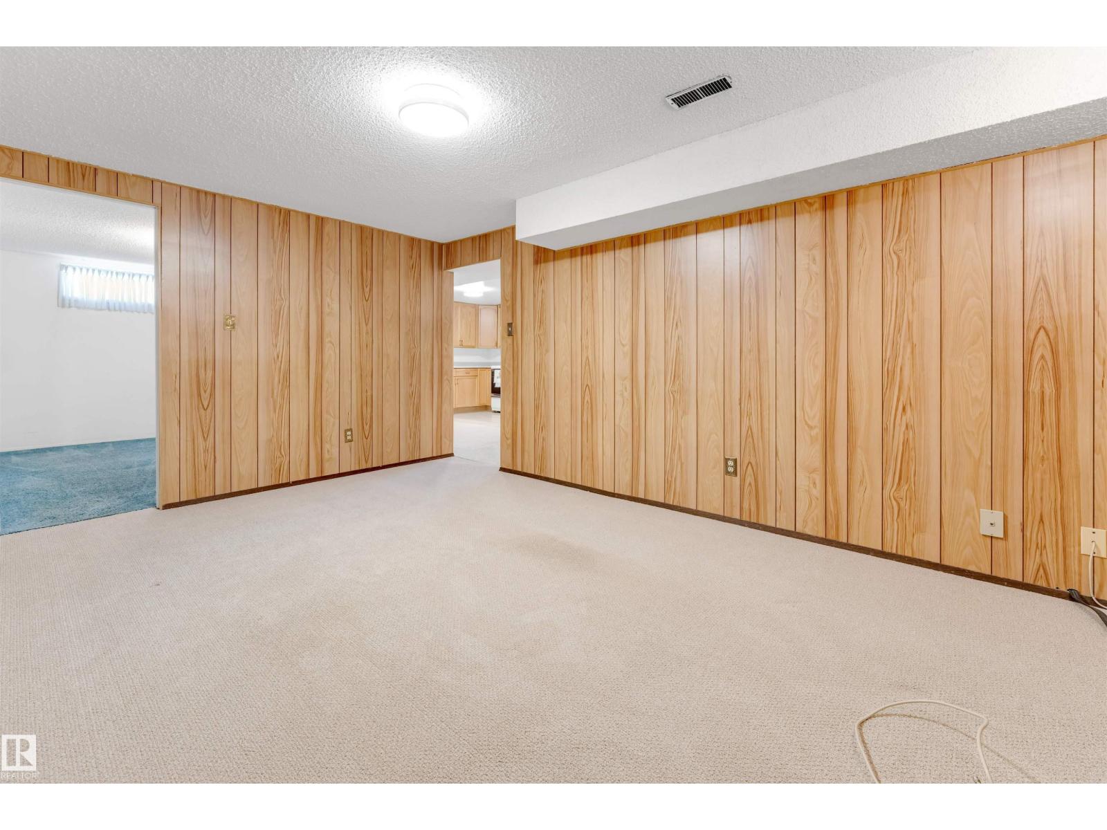 8716 137 Av Nw, Edmonton, Alberta  T5E 1Y4 - Photo 32 - E4476990