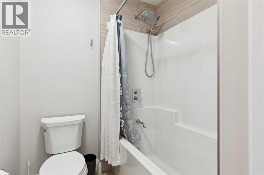 1035 73 Street Sw, Calgary, Alberta  T3H 0S2 - Photo 34 - A2287942