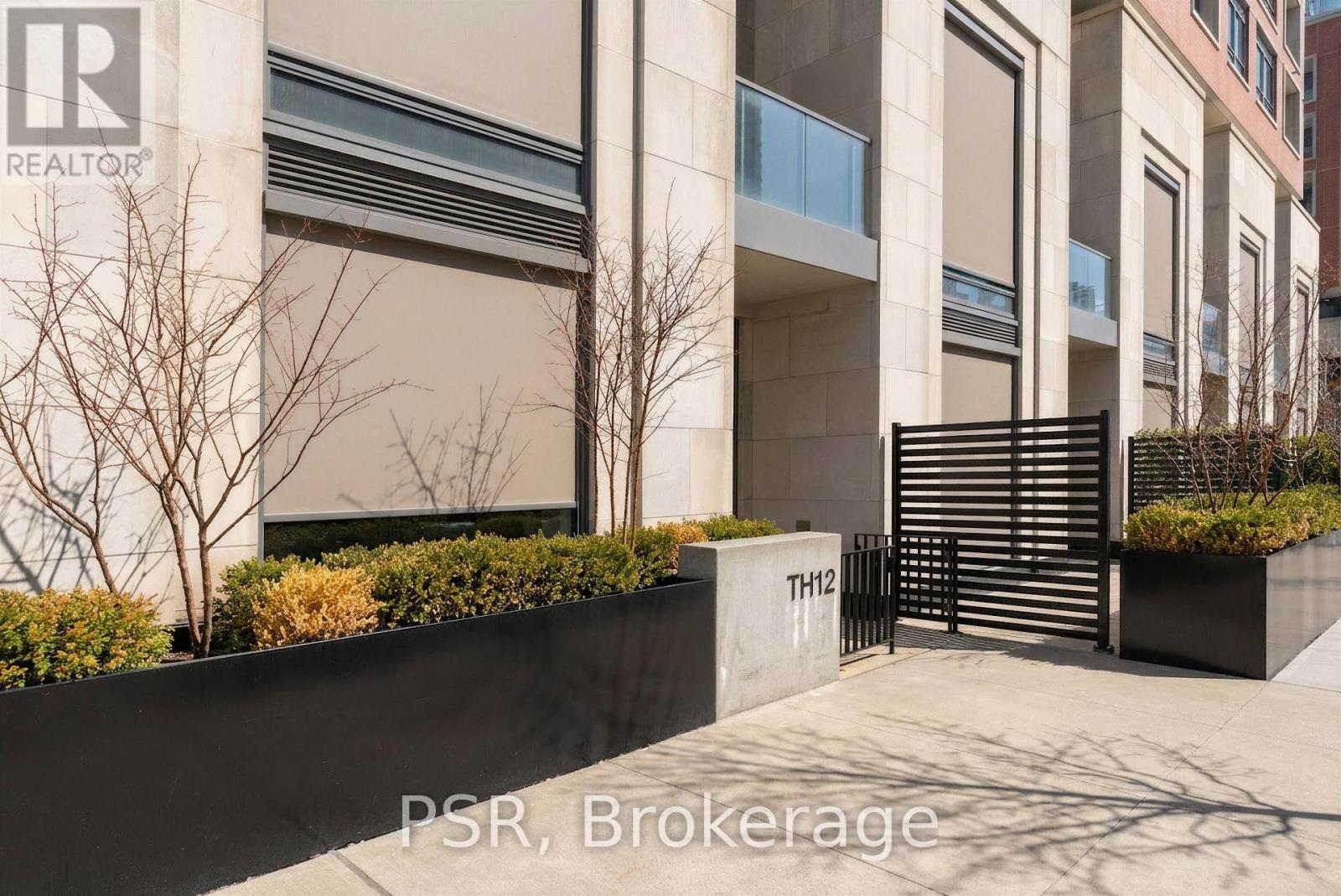 Th12 - 33 Frederick Todd Way, Toronto, Ontario  M4G 0C9 - Photo 2 - C12901702