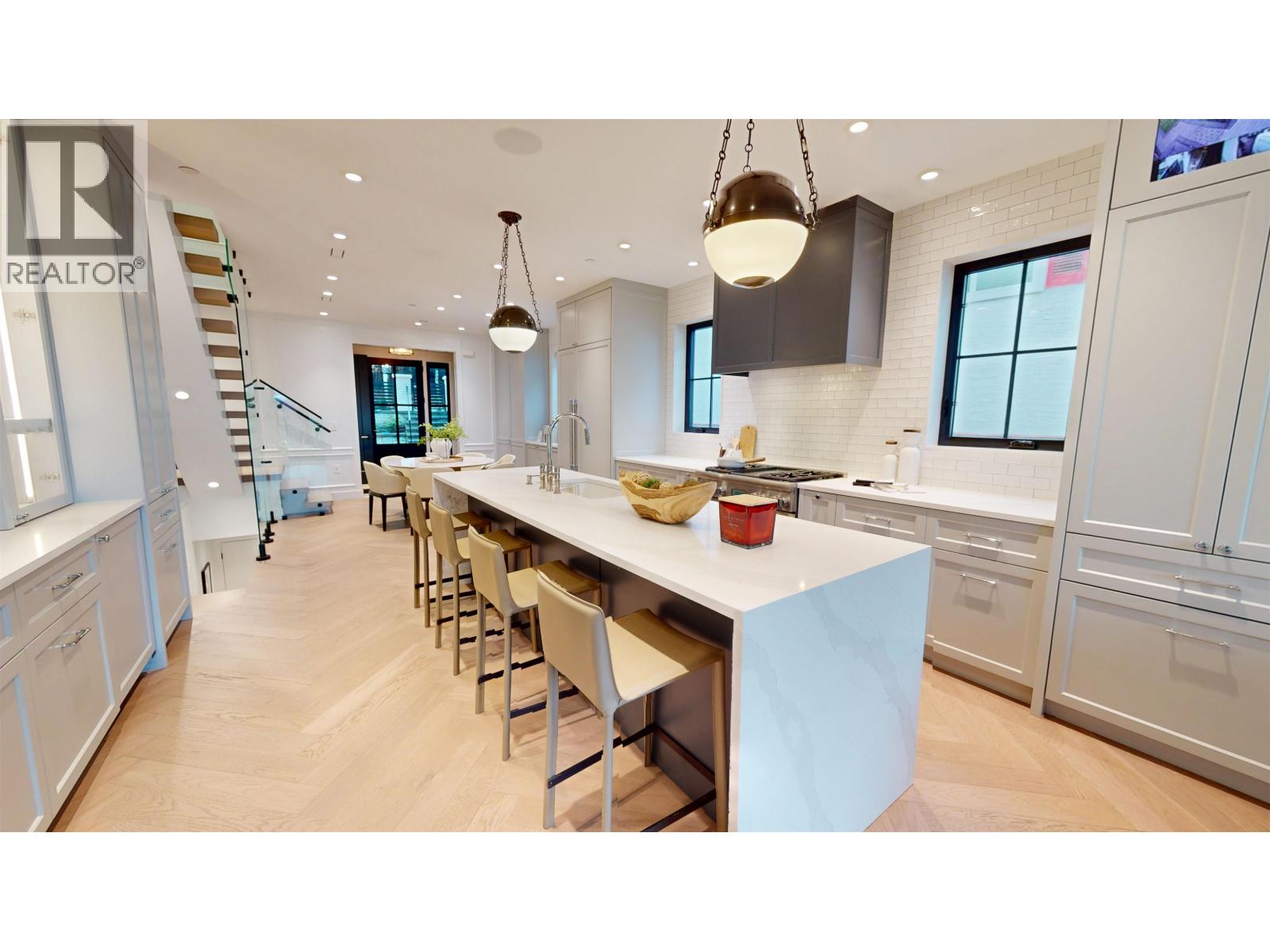 2171 Vanness Avenue, Vancouver, British Columbia  V5N 2M1 - Photo 4 - R3097618