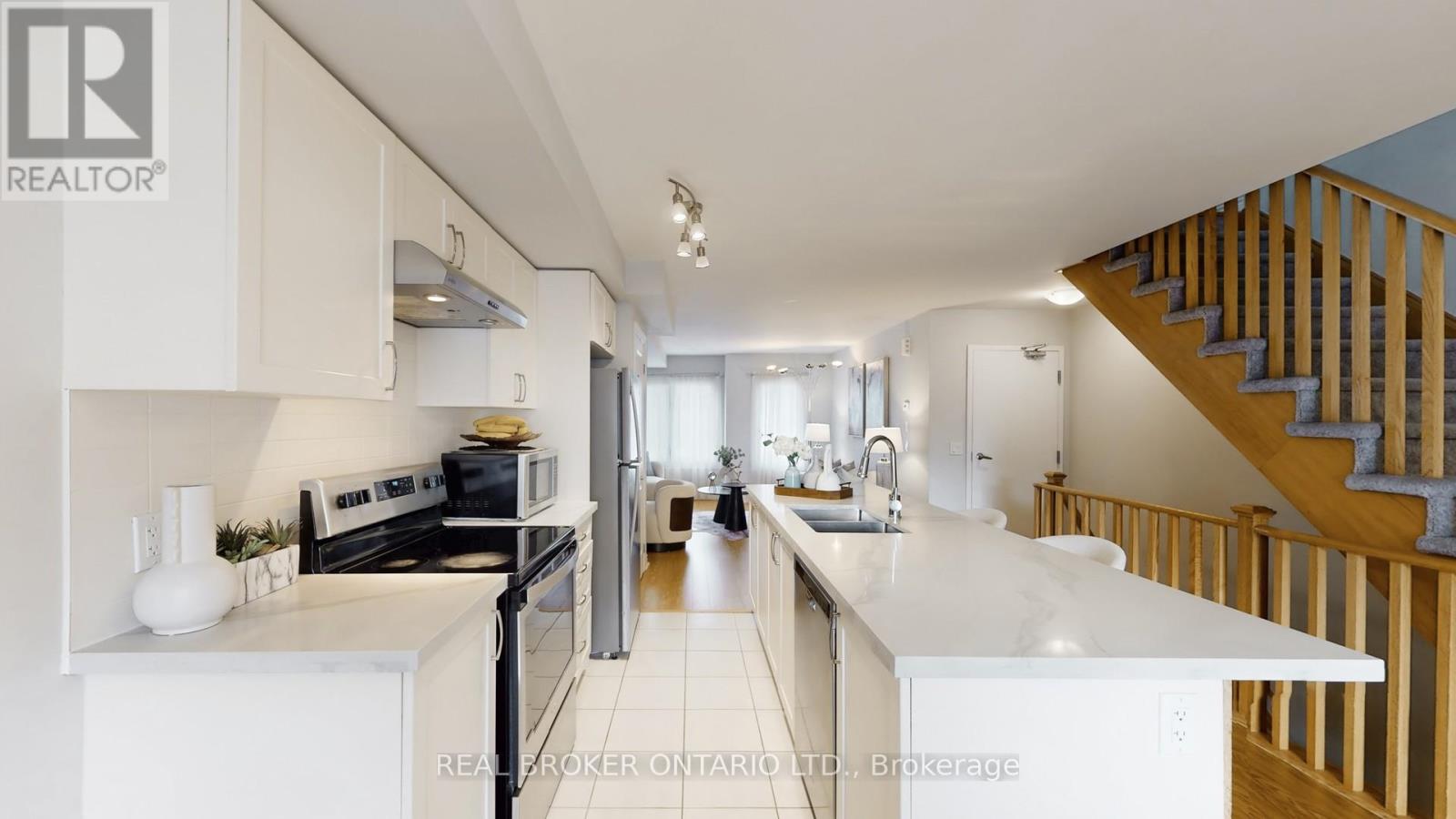 124 - 2500 Hill Rise Court, Oshawa, Ontario  L1L 0M6 - Photo 10 - E12901730